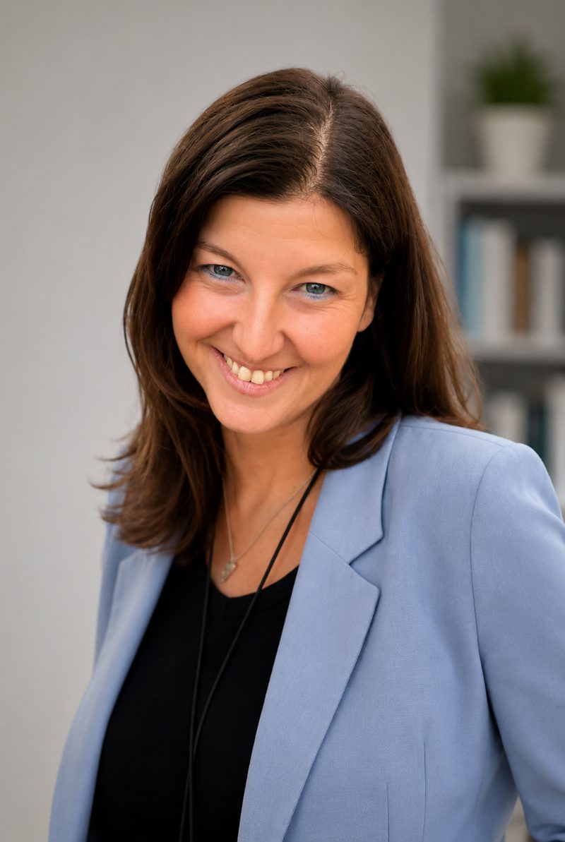 Carmen Heine